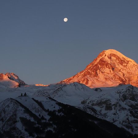 Rooftop Kazbegi Bagian luar foto